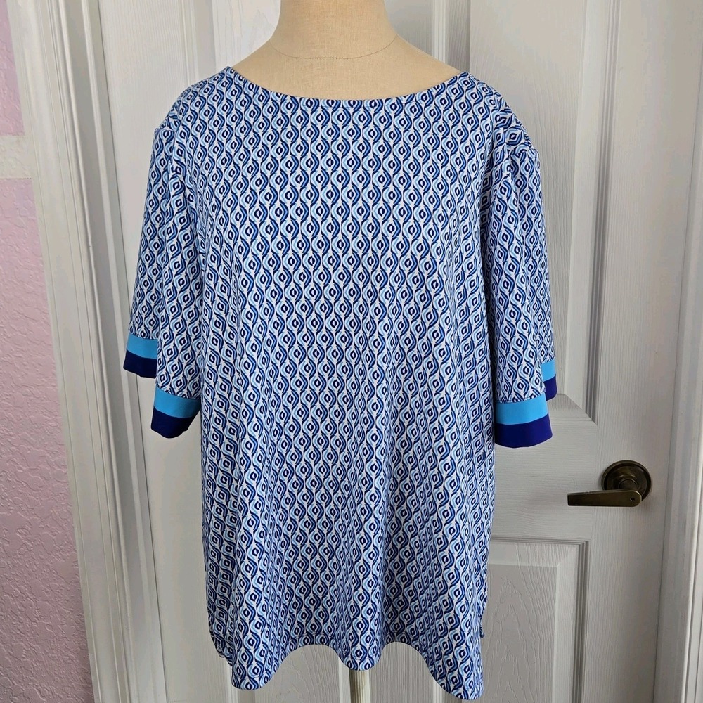 Chico's Blue Geometric Print Top Blouse Size 3‎ XL Back Zip Short Sleeves